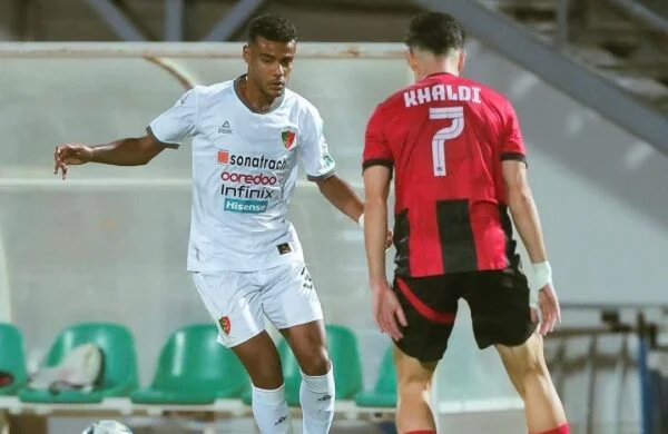 الديربي العاصمي بين مولودية الجزائر واتحاد العاصمة يُلعب دون جمهور