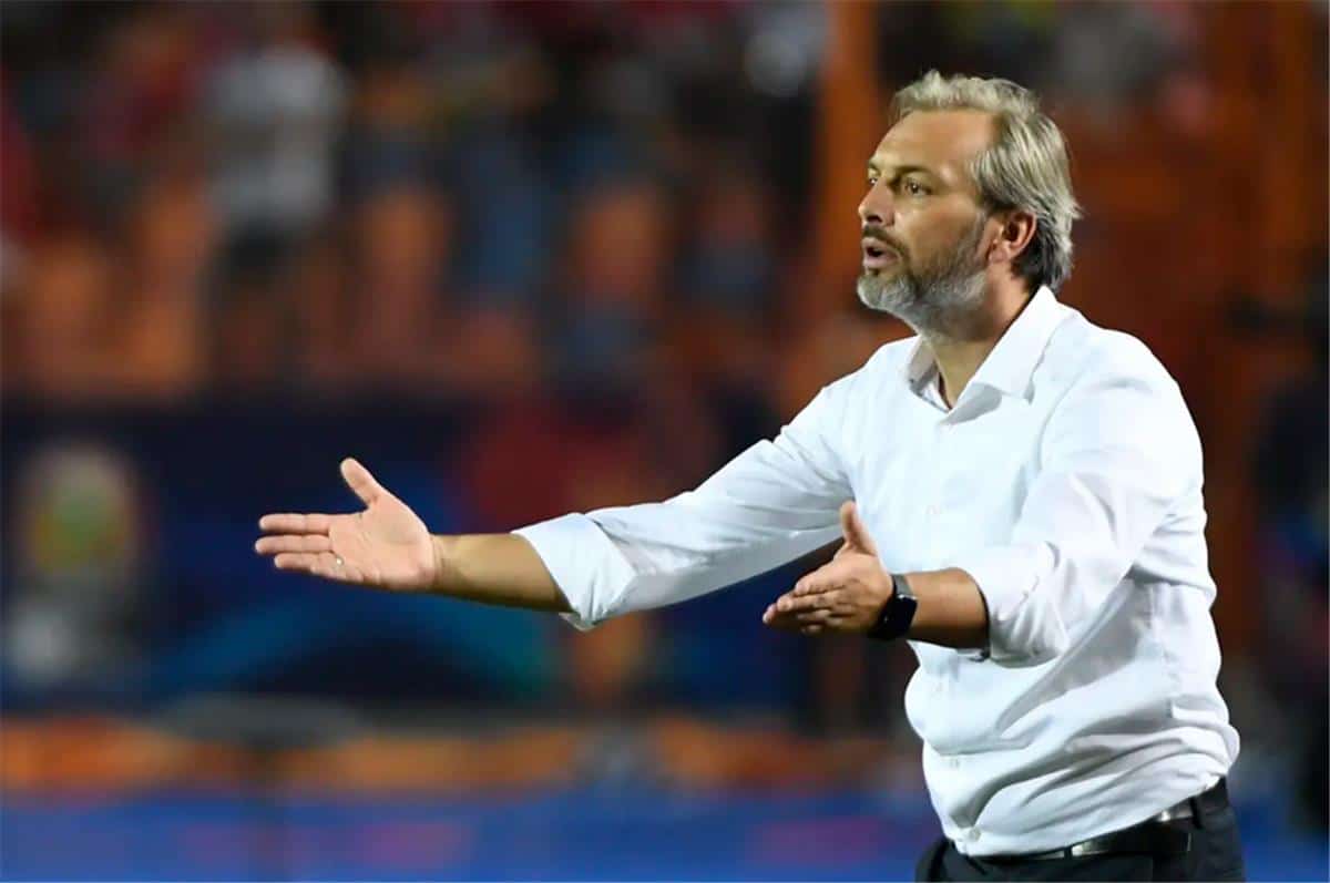 سيباستيان ديسابر.. “الساحر الأبيض” يقود نهضة الكونغو الديمقراطية 5 سيباستيان ديسابر.. “الساحر الأبيض” يقود نهضة الكونغو الديمقراطية