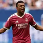 الهلال يسعى لفسخ عقد بنزيما