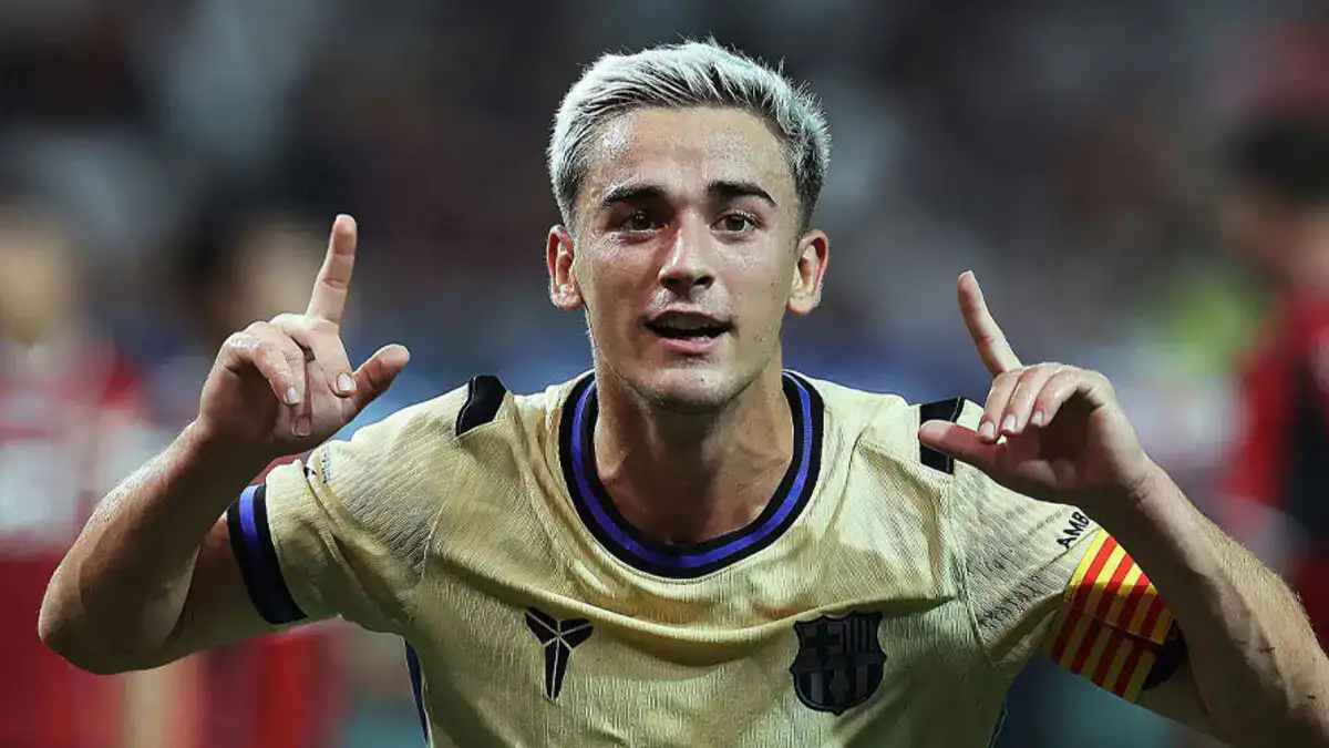 بعد التتويج باللقبين: جافي يستثمر 1.3 مليون يورو في مشروع سكني لمسقط رأسه 44 بعد التتويج باللقبين: جافي يستثمر 1.3 مليون يورو في مشروع سكني لمسقط رأسه
