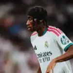غضب غير معتاد: أليسون بيكر يهاجم الحكام بعد تعادل 2-2