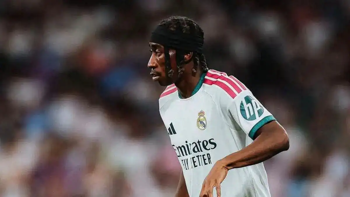 مورينيو يقلل من القلق بشأن مشاركة يان ديو ماندي مع ريال مدريد