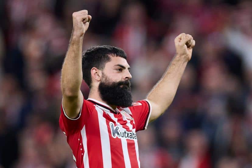 Coupe du Roi : Séville et l'Athletic Bilbao se qualifient pour le tour suivant 5 Les joueurs de Séville et de l'Athletic Bilbao célèbrent leur qualification en Coupe du Roi