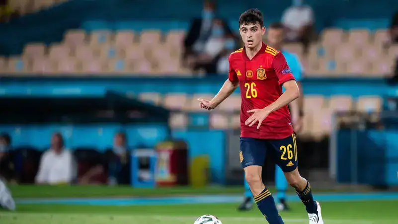 بيدري إلى ريال مدريد: إشاعة تُشعل كرة القدم الإسبانية 5 بيدري إلى ريال مدريد- إشاعة تُشعل كرة القدم الإسبانية